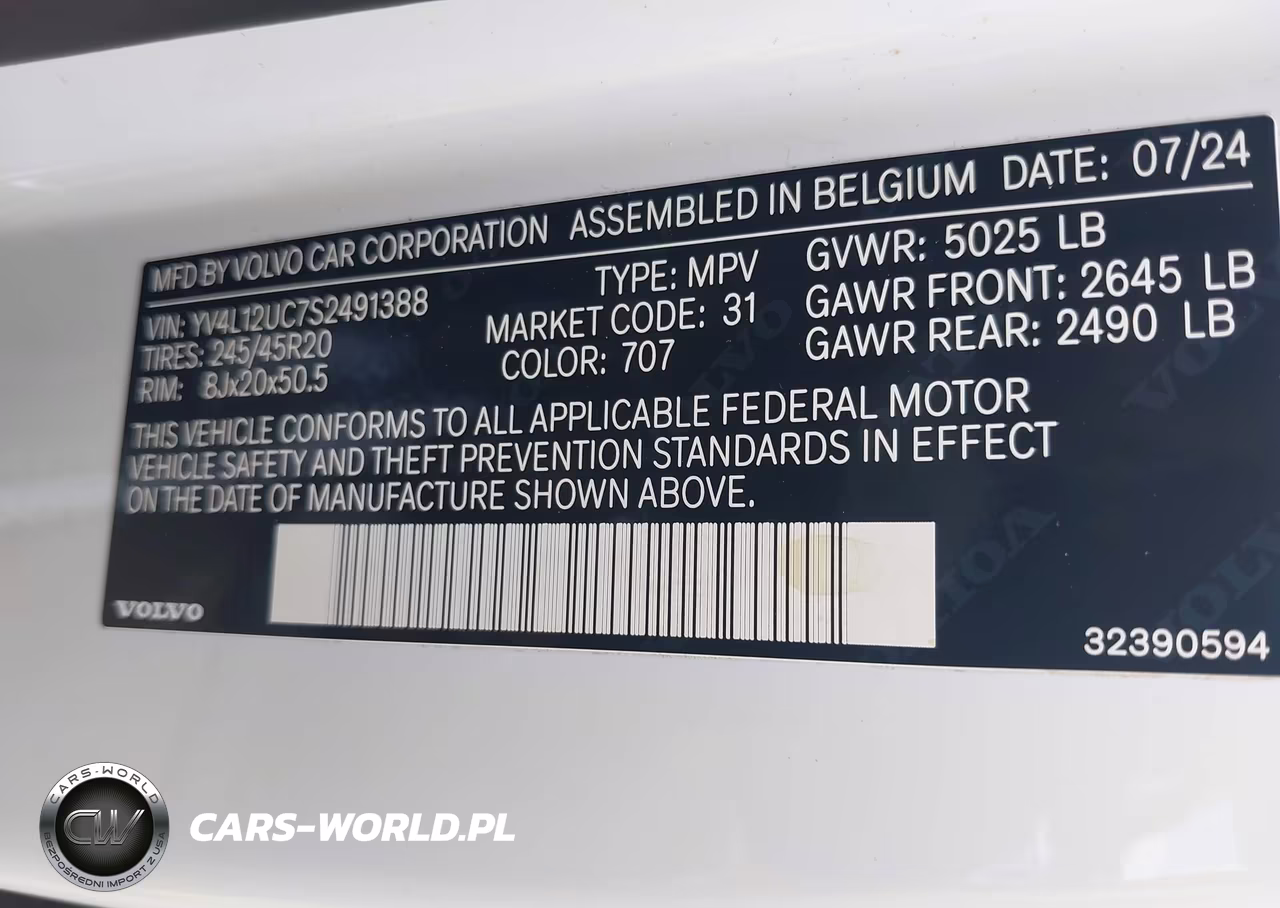 2025 Volvo Xc40 B5 Plus Dark Theme VIN:YV4L12UC7S2491388 - 9