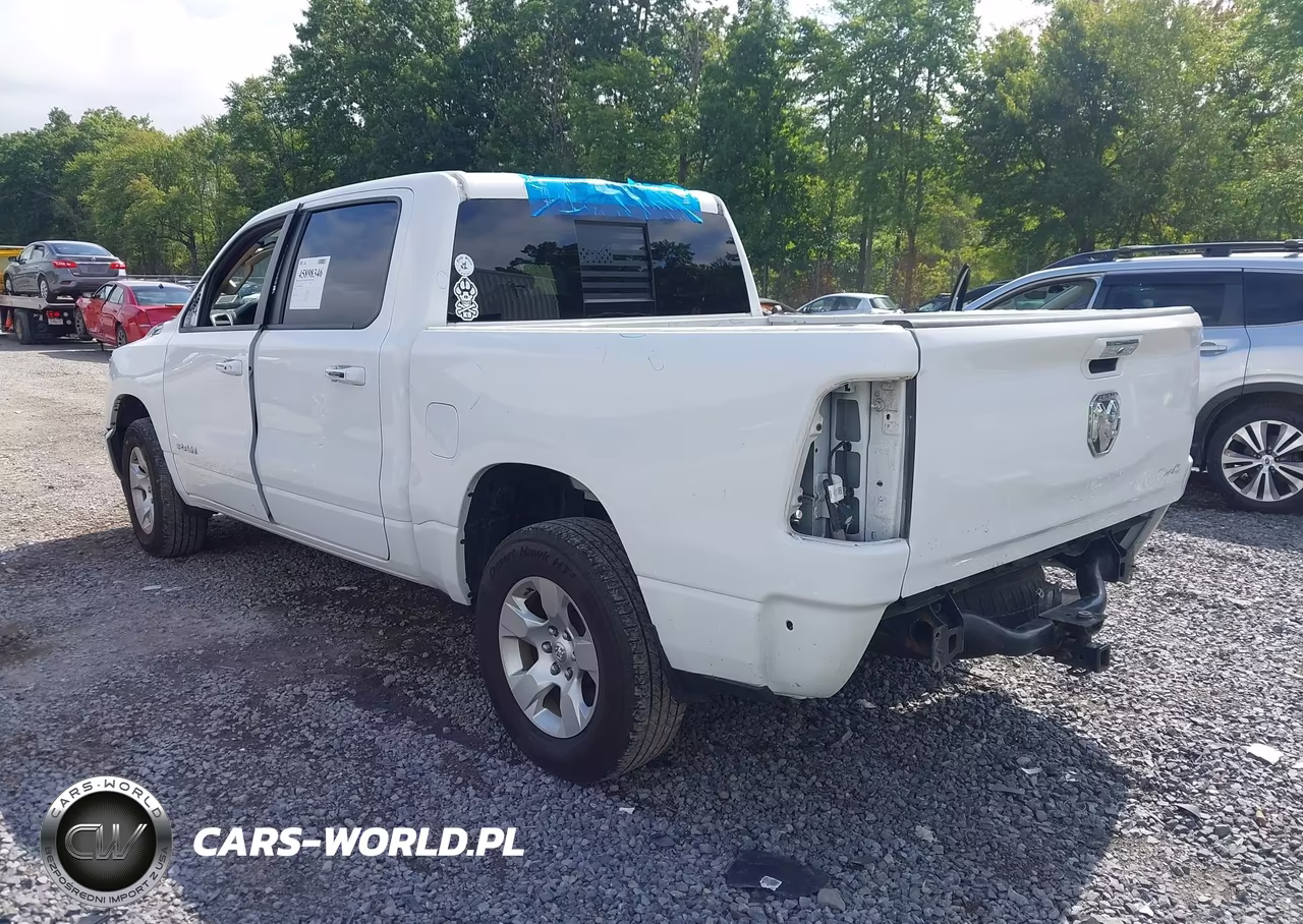 2020 Ram 1500 Big Horn 4X4 5'7 Box VIN:1C6RRFFG0LN286824 - 3