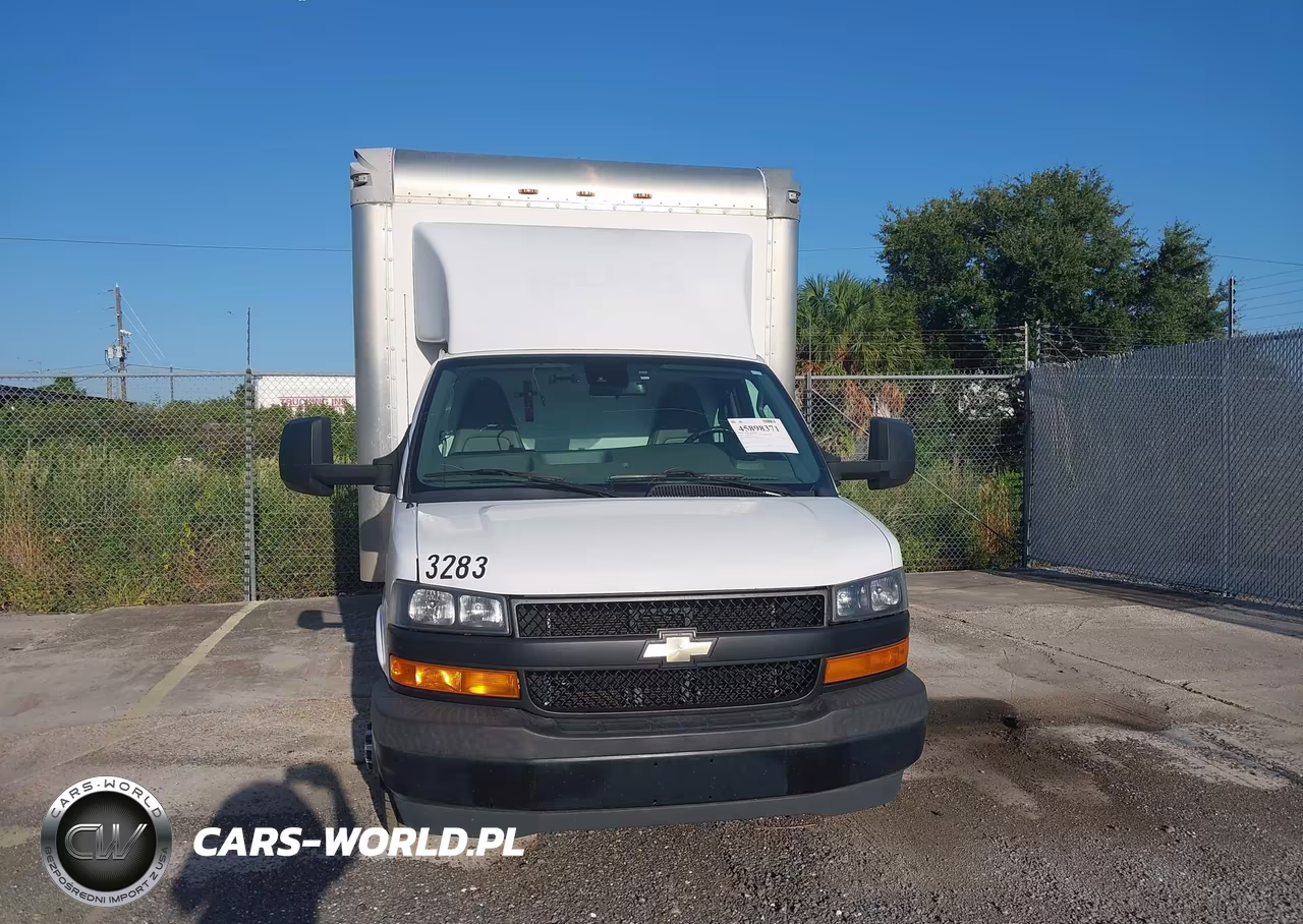 2020 Chevrolet Express Cutaway Work Van VIN:1GB3GSCG5L1143283 - 12