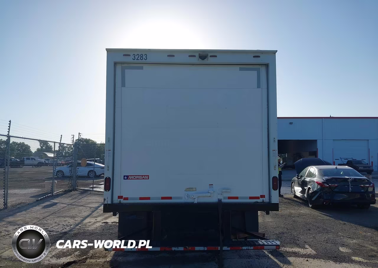 2020 Chevrolet Express Cutaway Work Van VIN:1GB3GSCG5L1143283 - 15