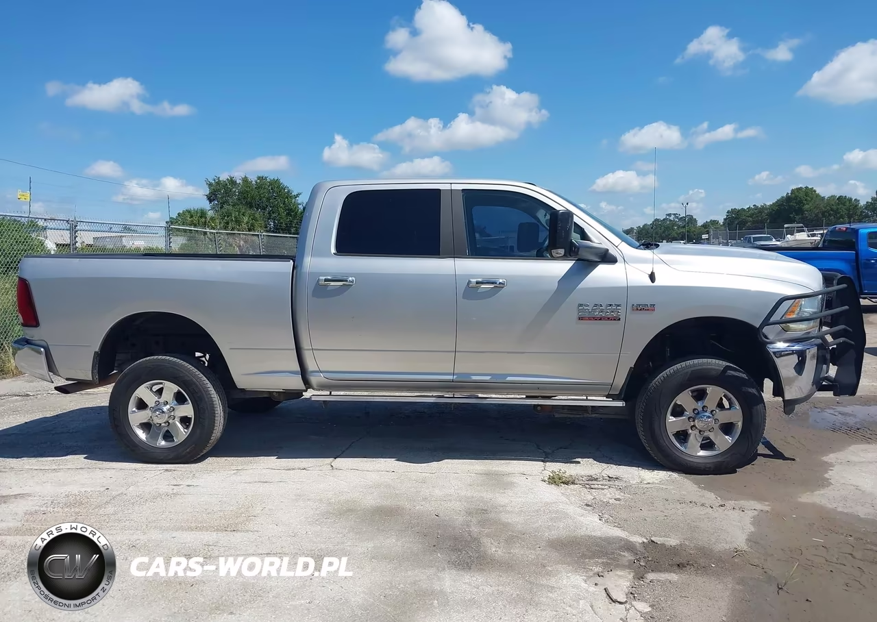 2014 Ram 2500 Slt VIN:3C6TR5DTXEG205811 - 13