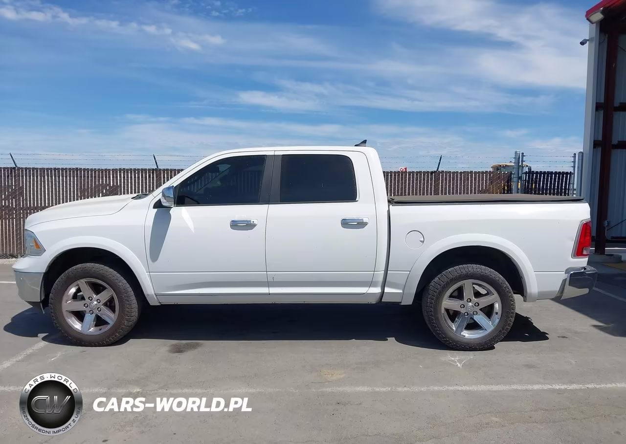 2017 Ram 1500 Laramie 4X4 5'7 Box VIN:1C6RR7NM1HS876598 - 14