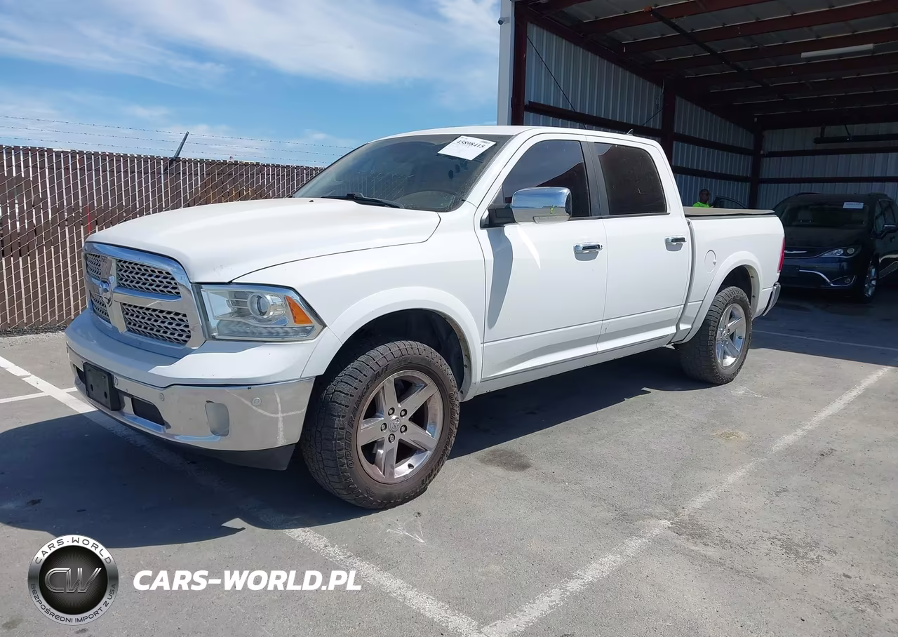 2017 Ram 1500 Laramie 4X4 5'7 Box VIN:1C6RR7NM1HS876598 - 2