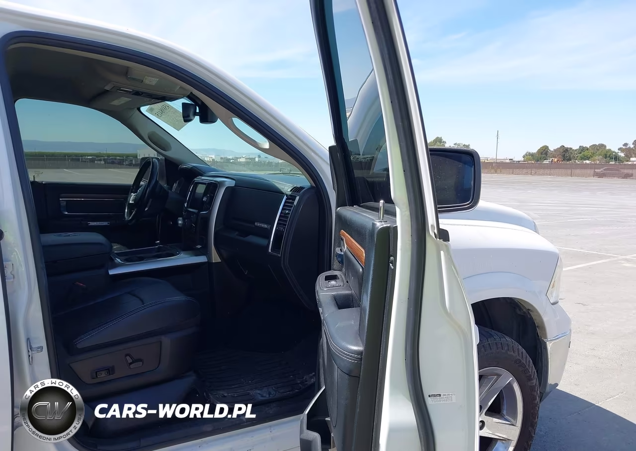2017 Ram 1500 Laramie 4X4 5'7 Box VIN:1C6RR7NM1HS876598 - 5