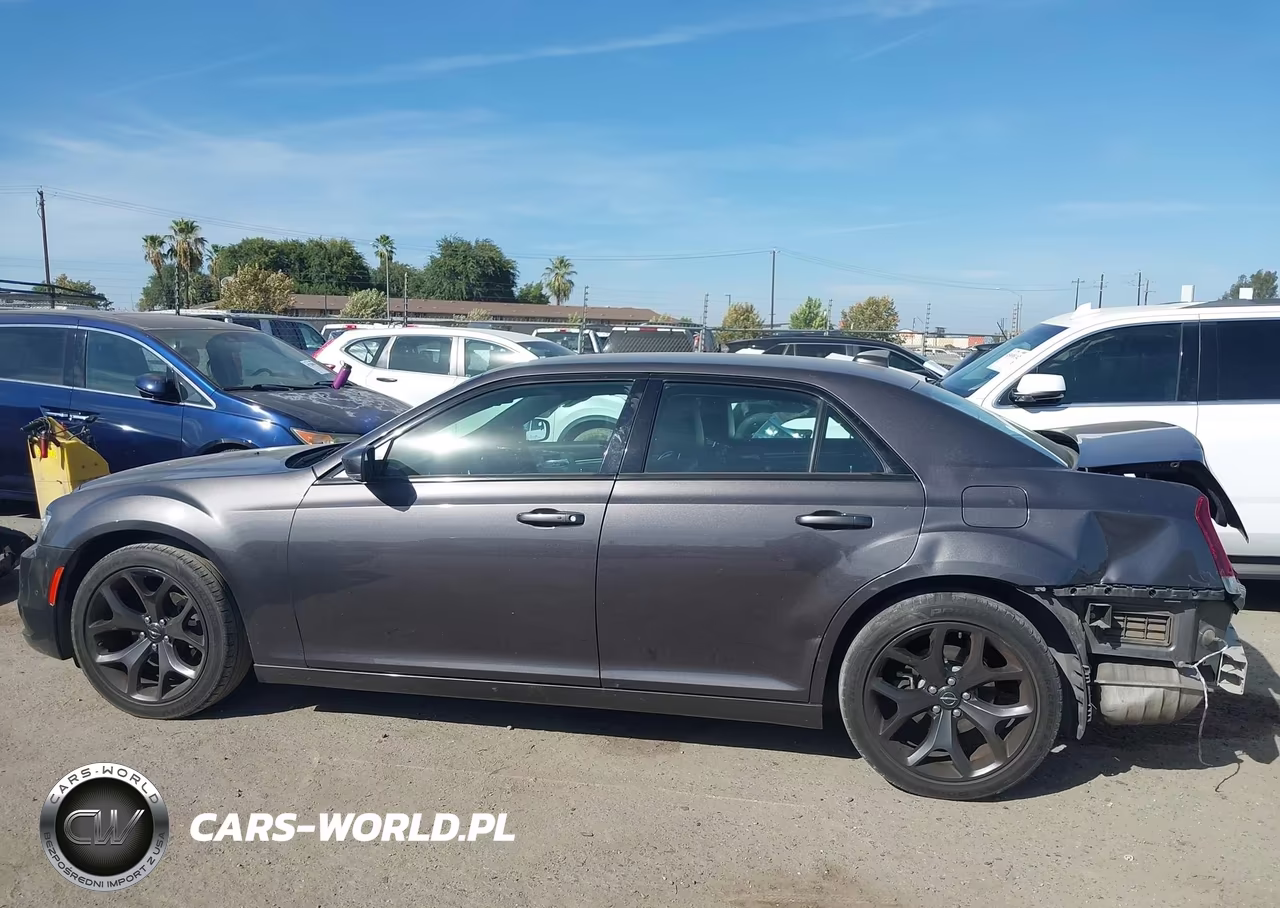 2021 Chrysler 300 300S VIN:2C3CCABG6MH506118 - 18