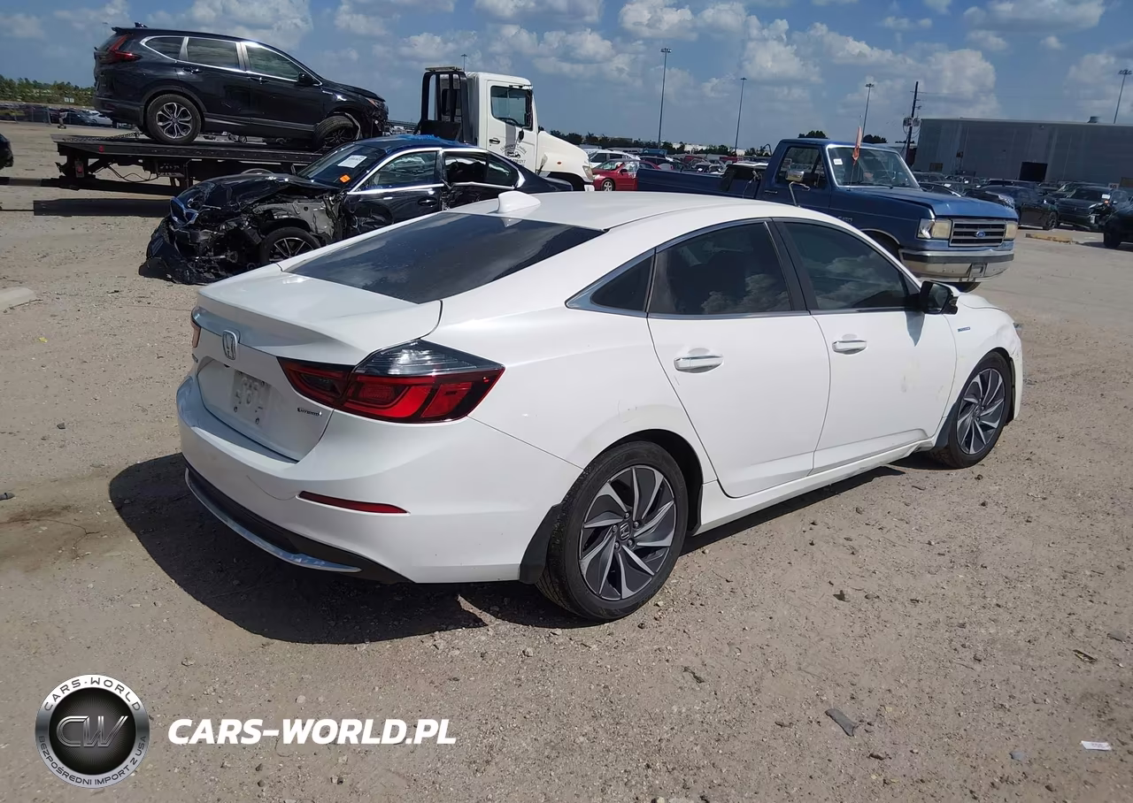 2019 Honda Insight Touring VIN:19XZE4F95KE015335 - 4