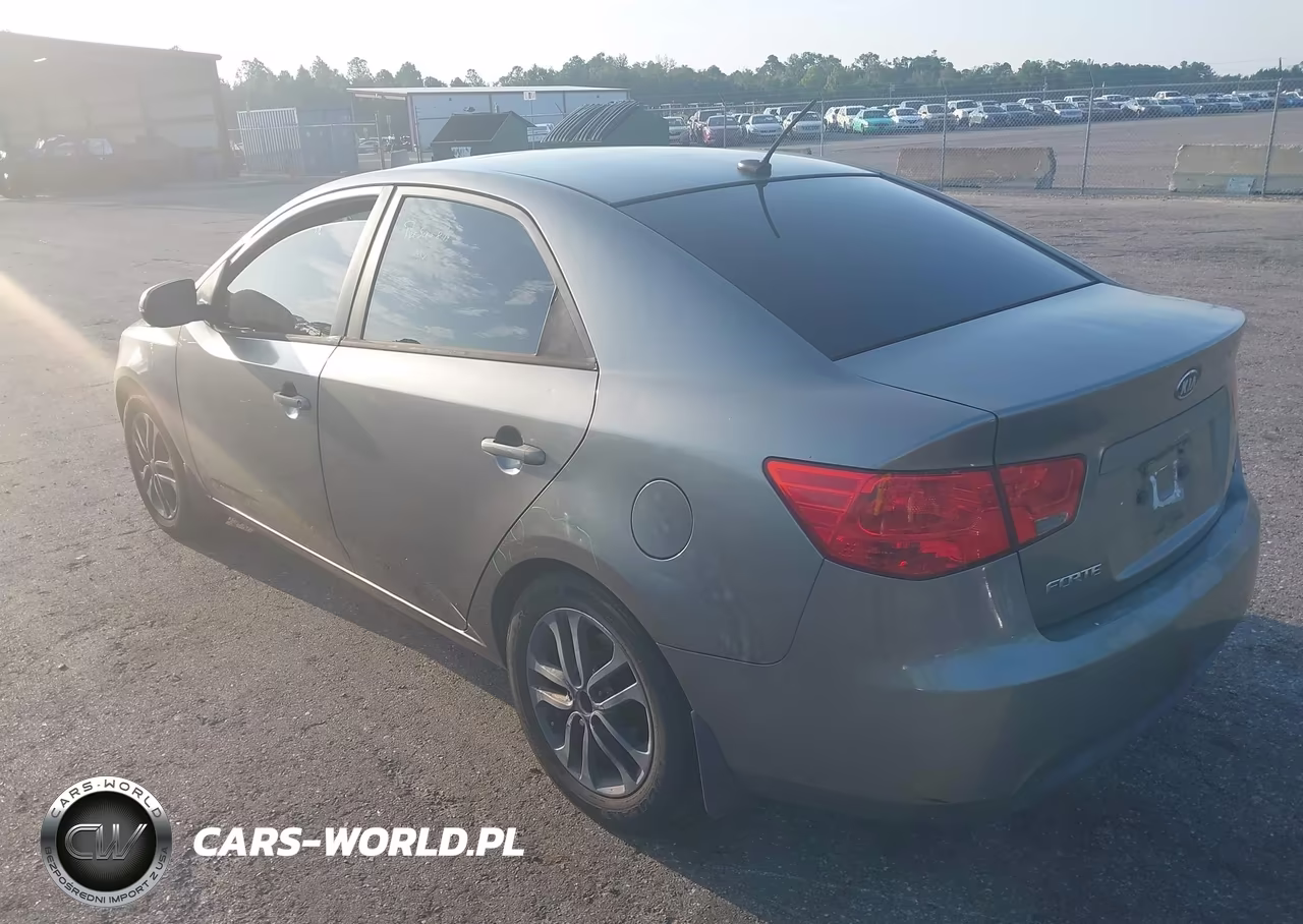 2012 Kia Forte Ex VIN:KNAFU4A21C5566419 - 3