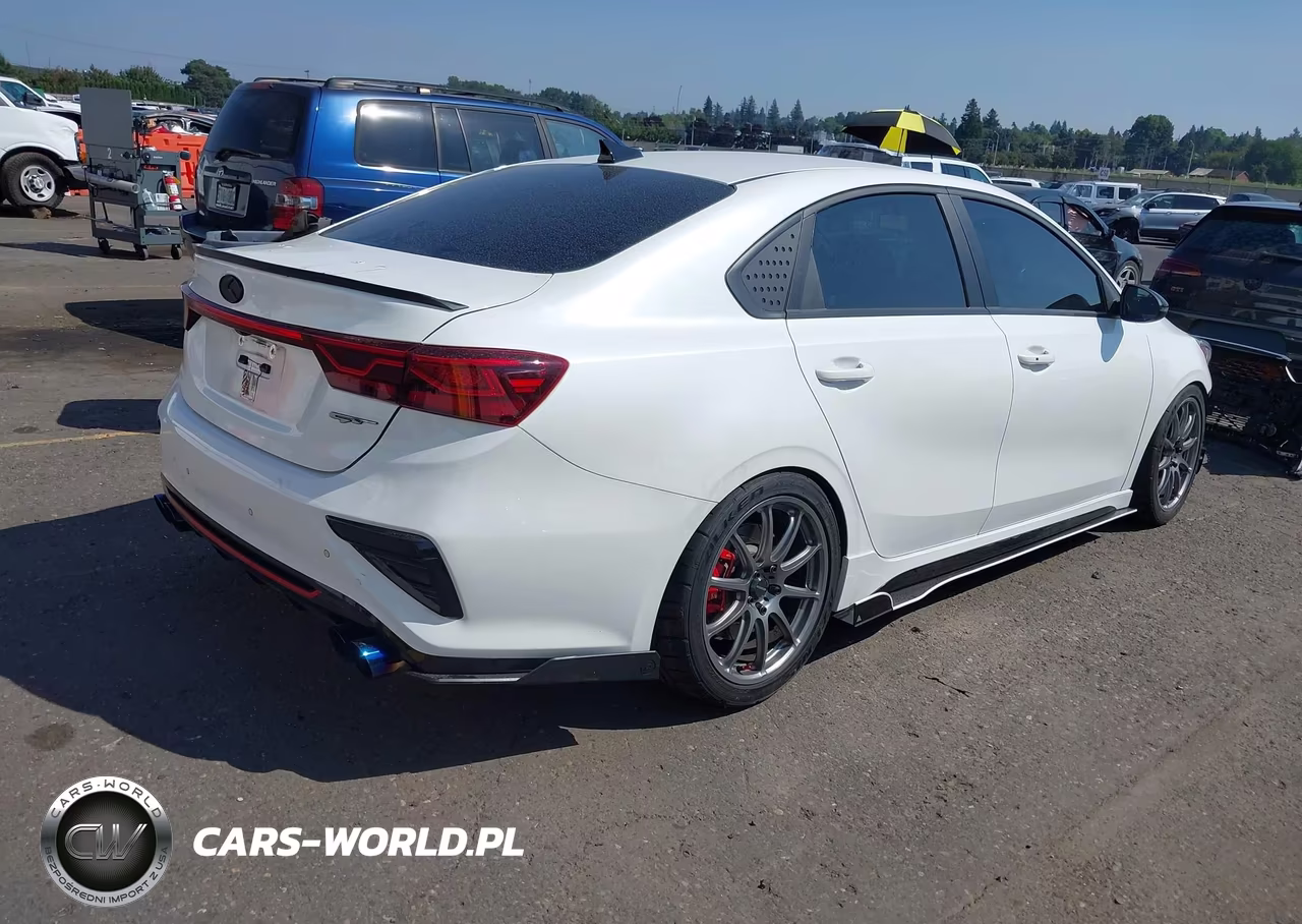 2021 Kia Forte Gt VIN:3KPF44AC0ME277274 - 4