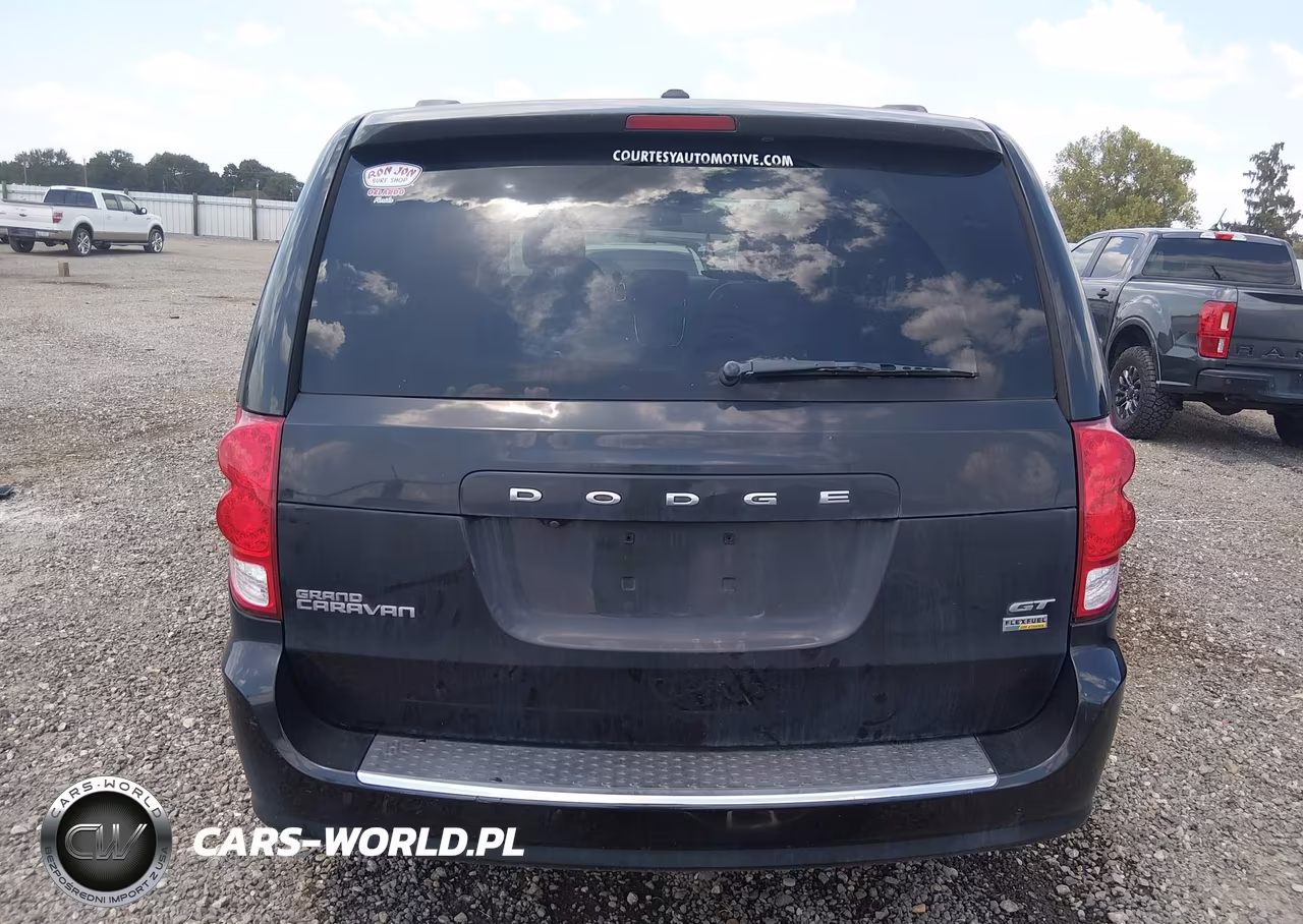 2018 Dodge Grand Caravan Gt VIN:2C4RDGEG8JR223968 - 17