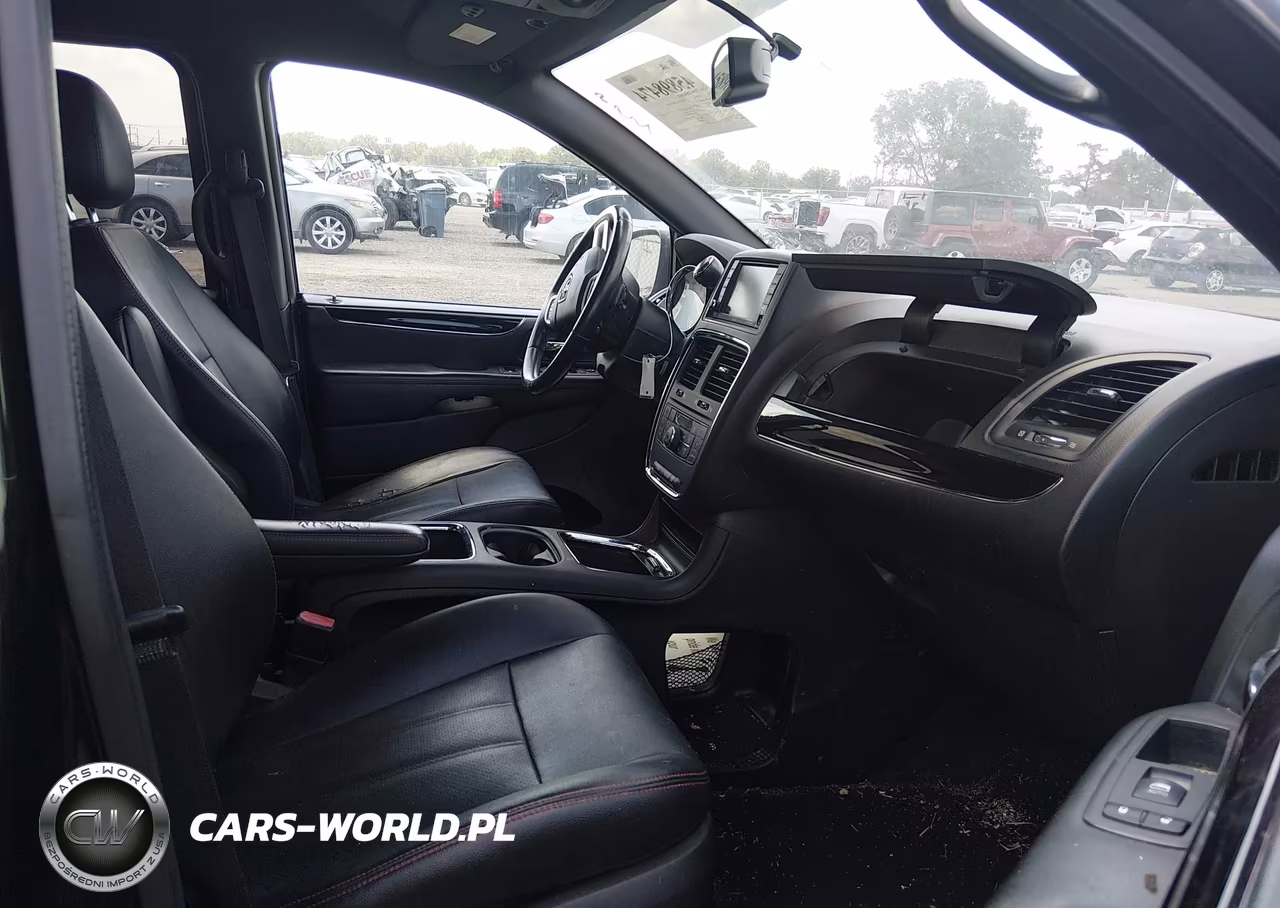 2018 Dodge Grand Caravan Gt VIN:2C4RDGEG8JR223968 - 5