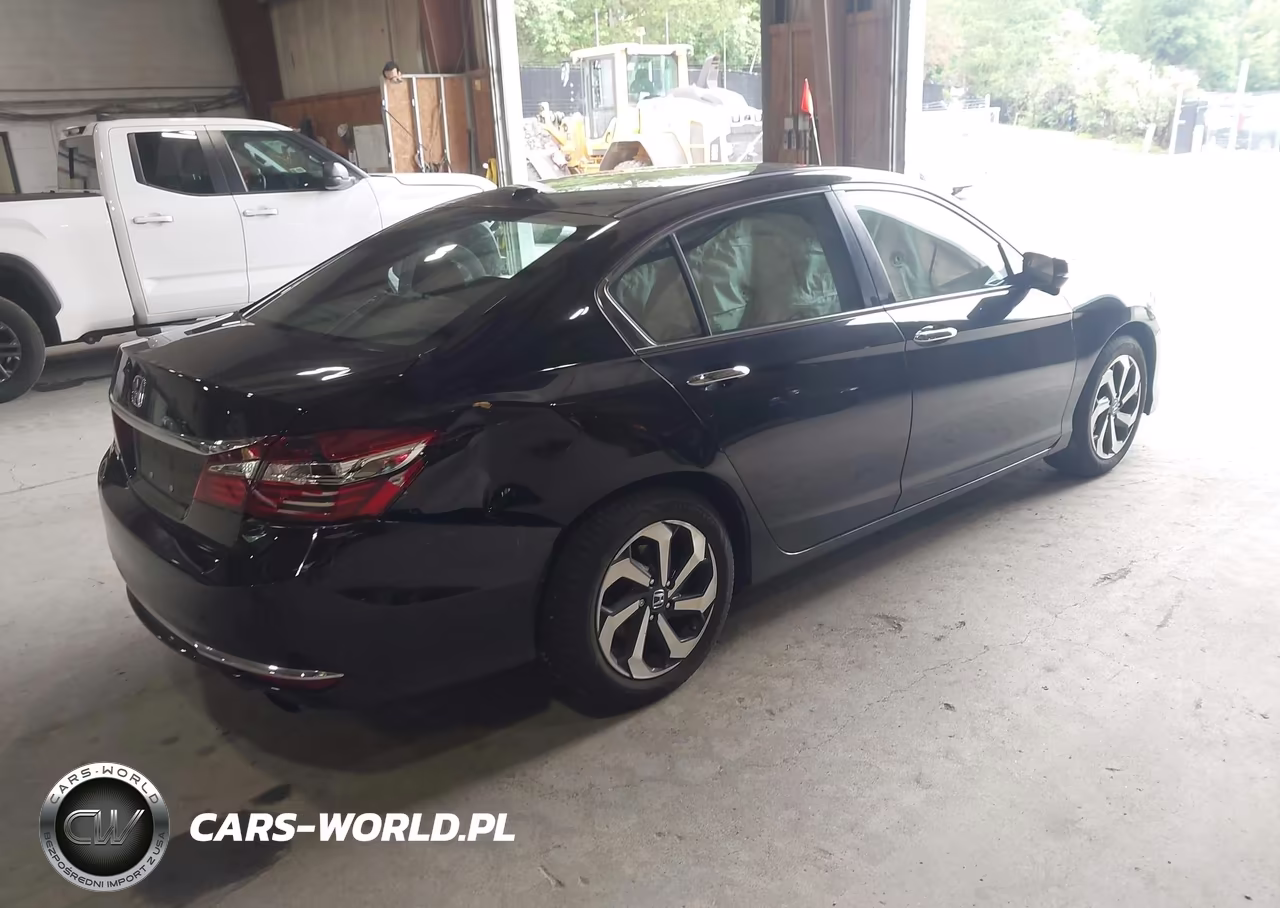 2017 Honda Accord Ex-L VIN:1HGCR2F84HA045722 - 4