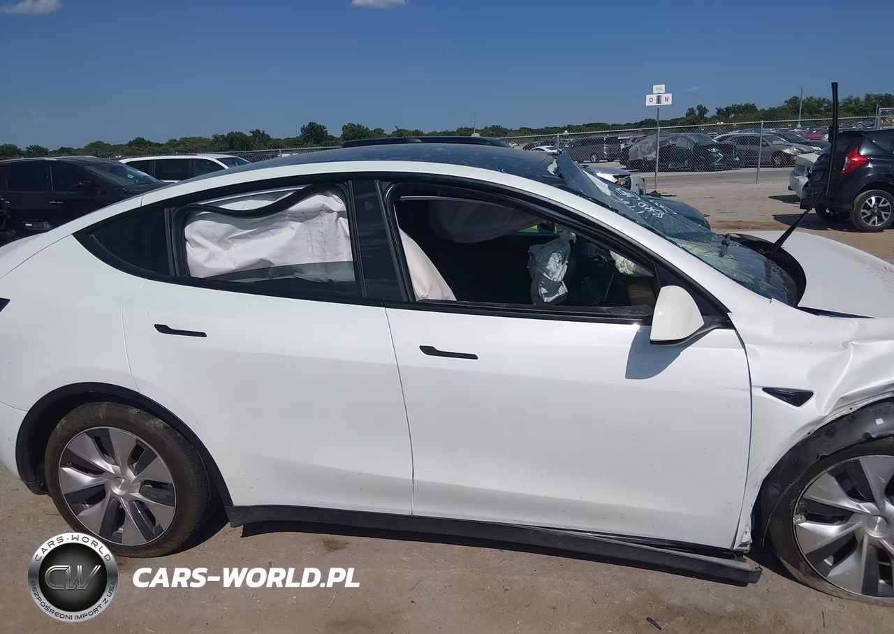 2022 Tesla Model Y Long Range Dual Motor All-Wheel Drive VIN:7SAYGDEE3NF365147 - 12