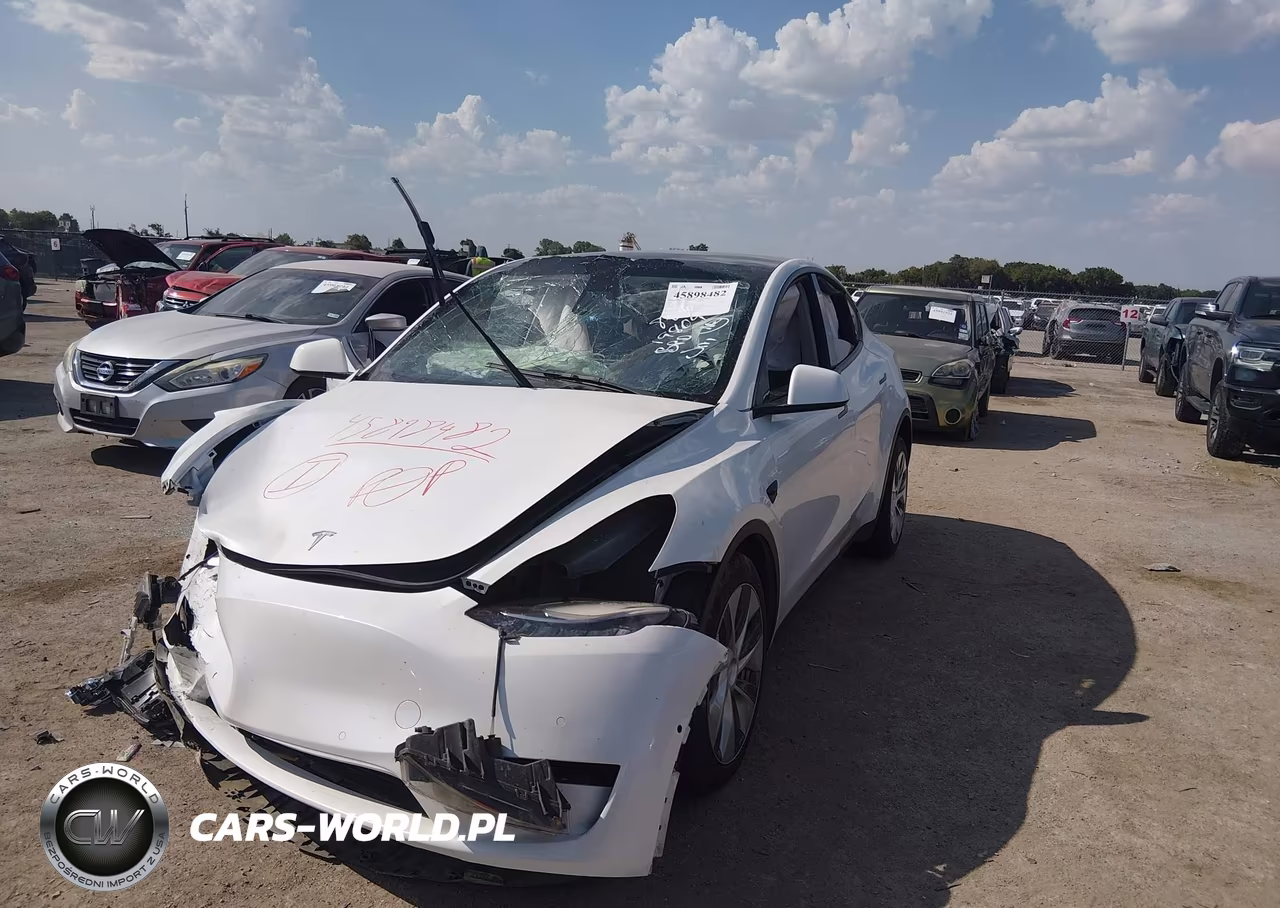 2022 Tesla Model Y Long Range Dual Motor All-Wheel Drive VIN:7SAYGDEE3NF365147 - 2