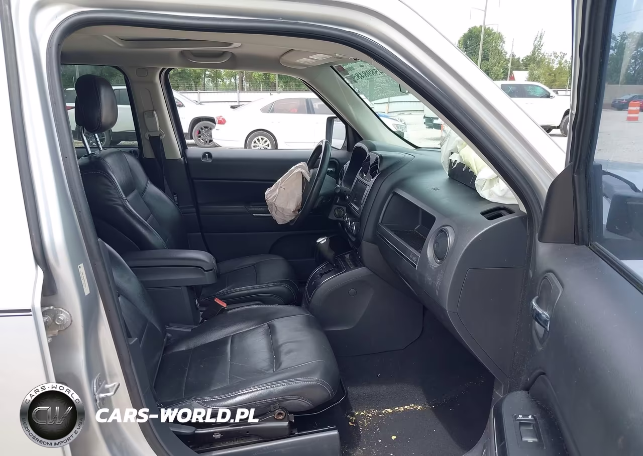 2011 Jeep Patriot Latitude X VIN:1J4NT4GB2BD290193 - 5