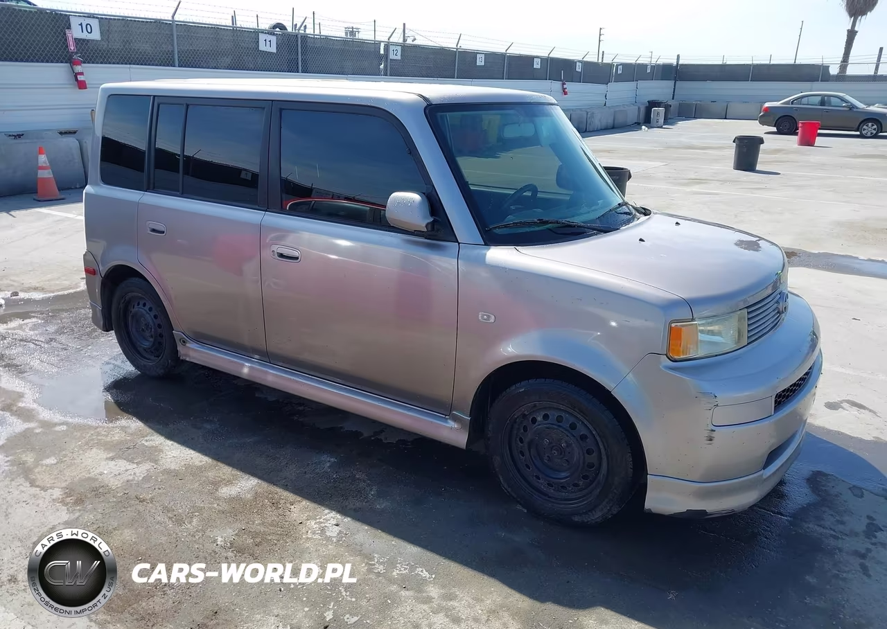 2005 Scion Xb