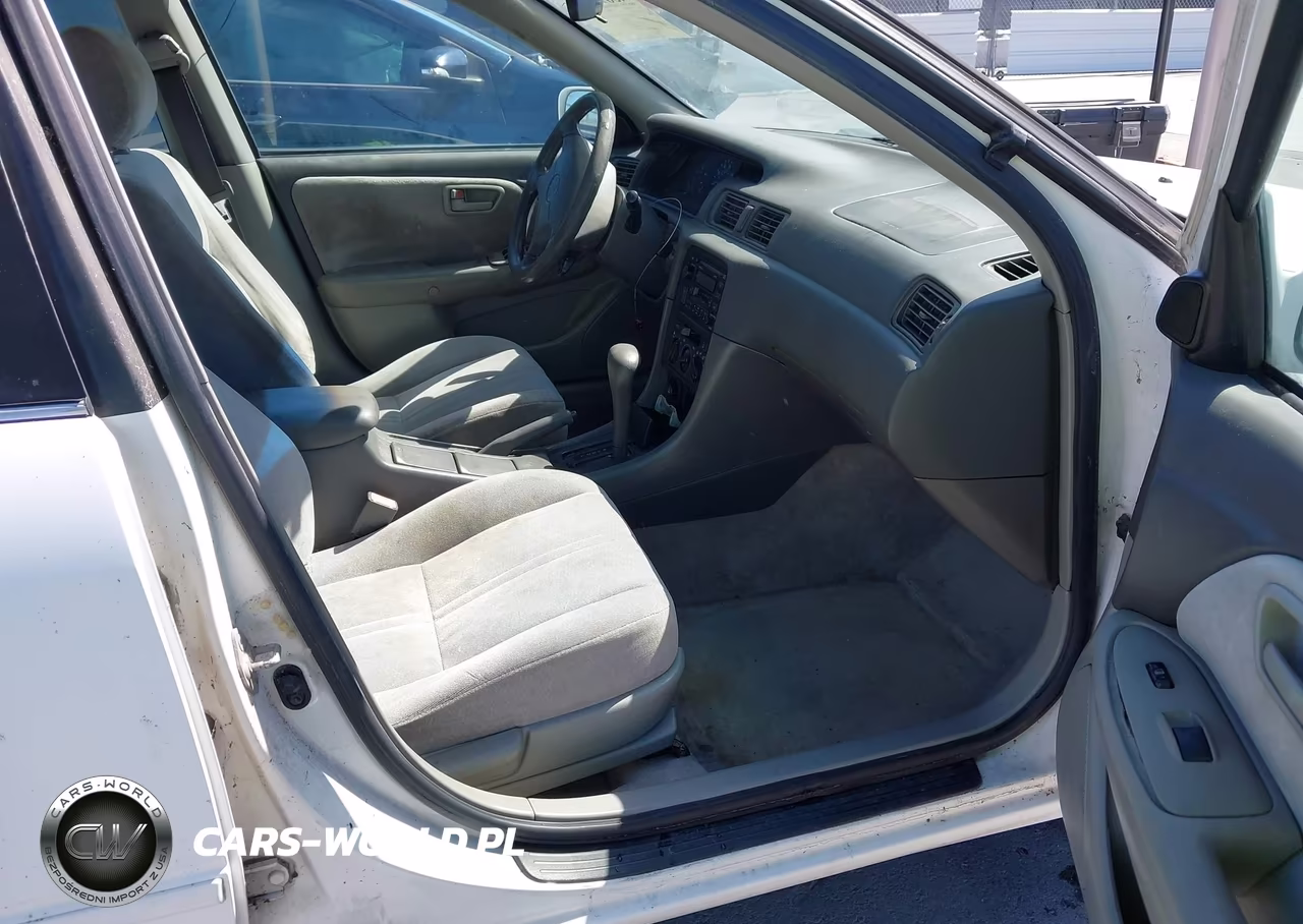 1999 Toyota Camry Le V6 VIN:JT2BF22KXX0185131 - 5