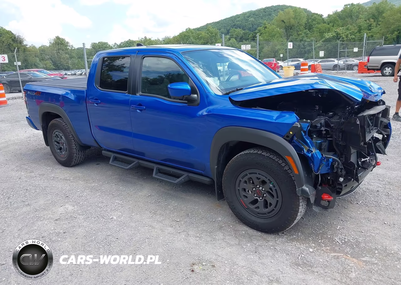 2026 Nissan Frontier Long Bed Pro-4X 4X4 – zdjęcie 1 z 19