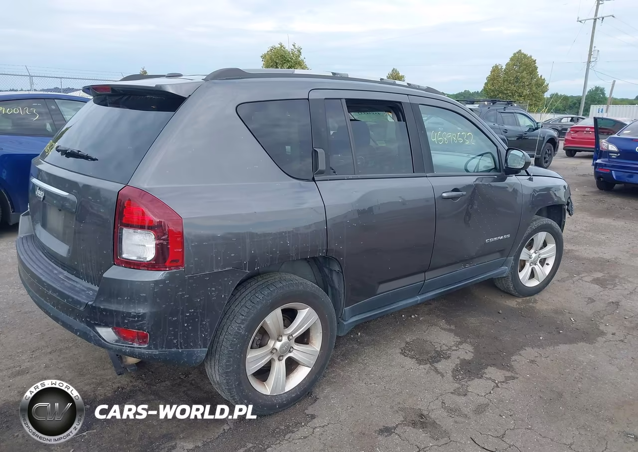 2016 Jeep Compass Sport VIN:1C4NJDBB2GD535441 - 4