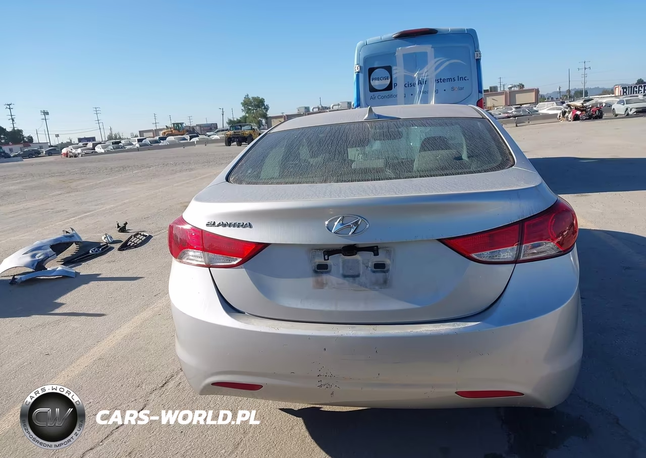 2013 Hyundai Elantra Gls VIN:KMHDH4AE0DU731985 - 18
