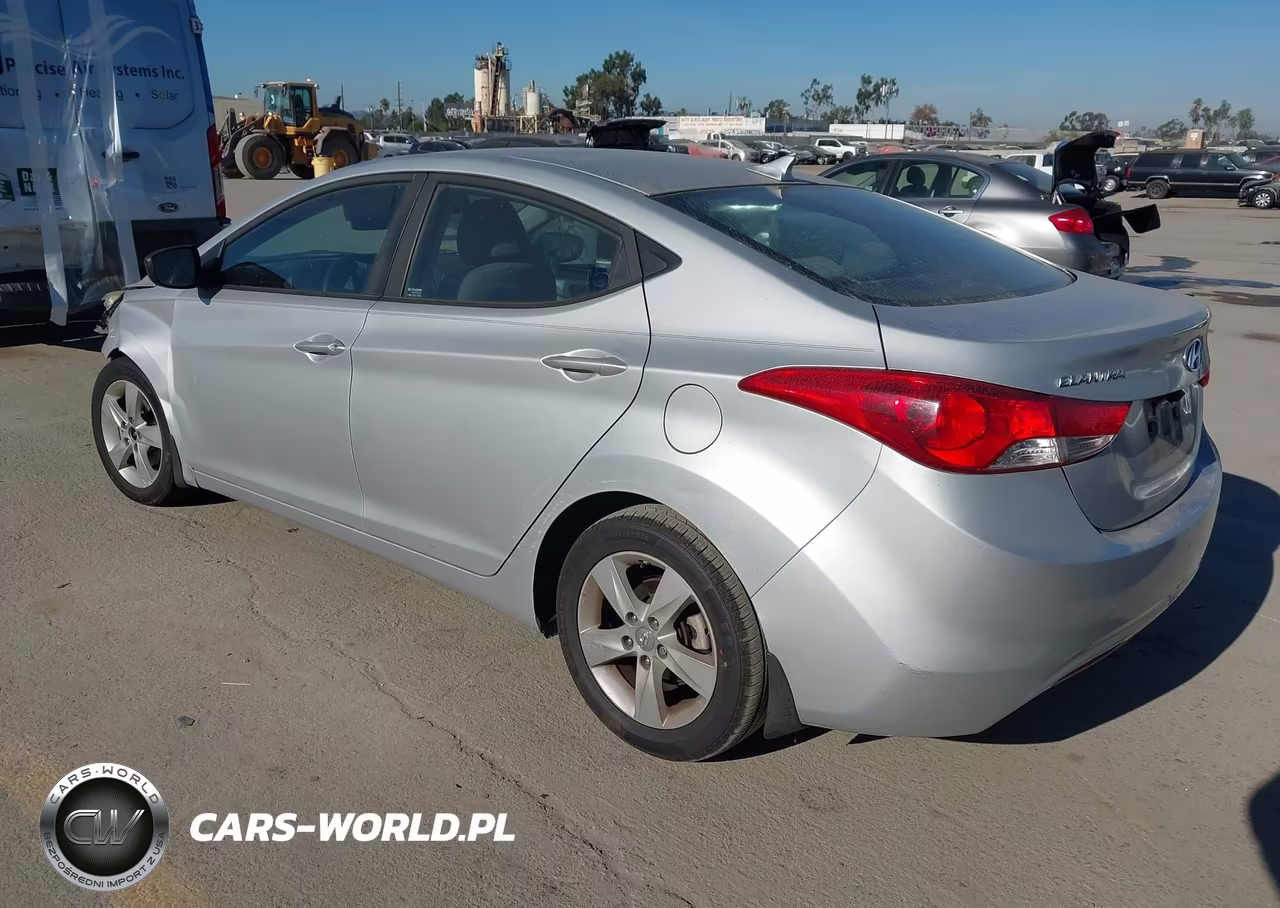 2013 Hyundai Elantra Gls VIN:KMHDH4AE0DU731985 - 3