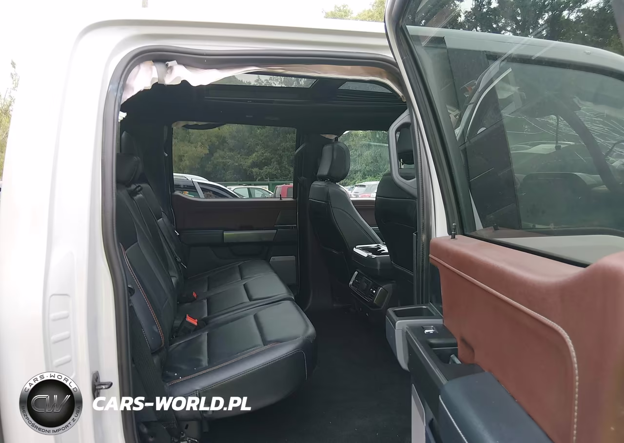 2023 Ford F-150 Lariat VIN:1FTFW1E83PKE09556 - 8