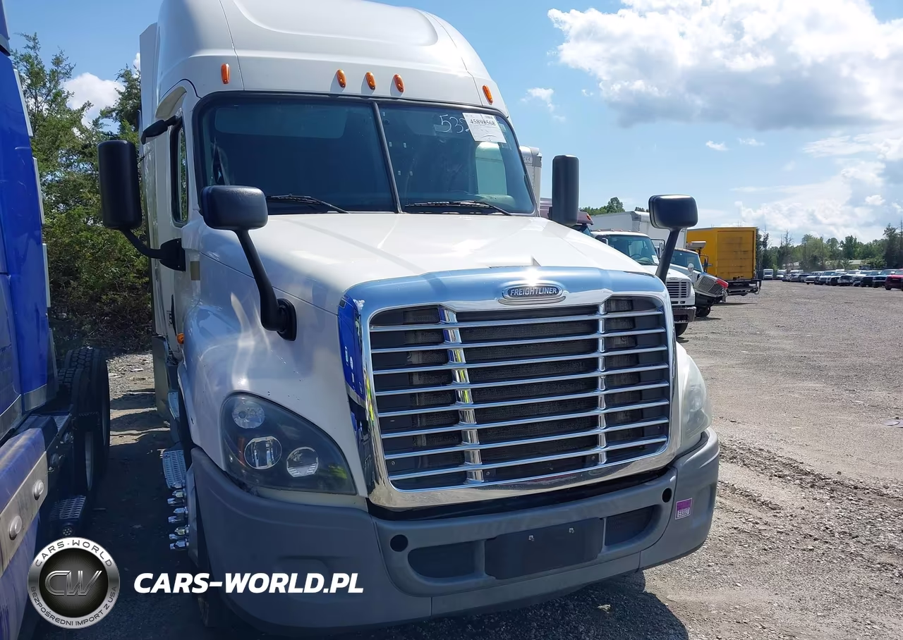 2015 Freightliner Cascadia 125