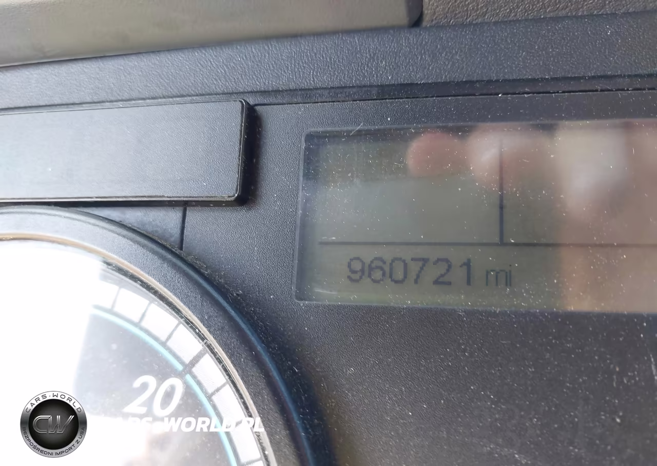 2015 Freightliner Cascadia 125 VIN:3AKJGLD54FSGR6778 - 5