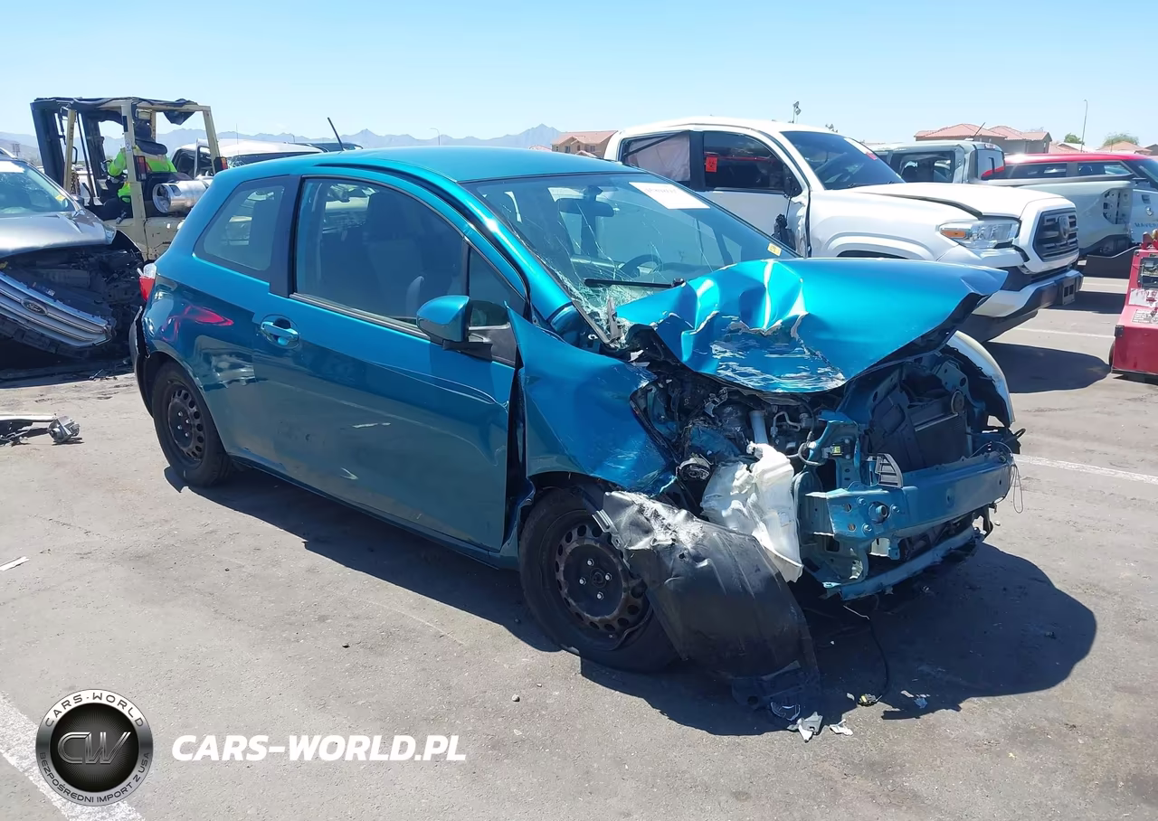 2012 Toyota Yaris L