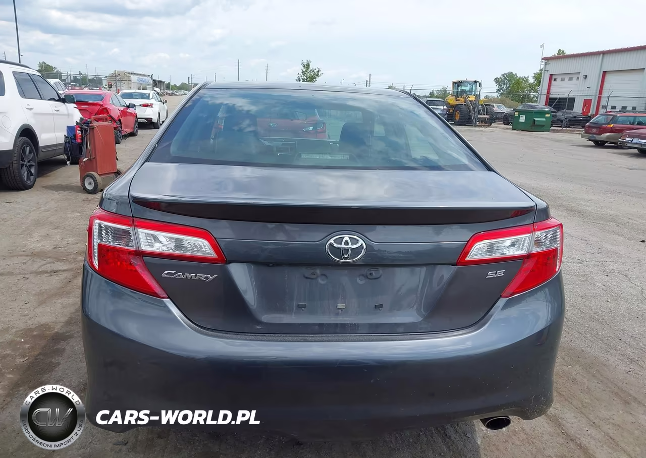 2014 Toyota Camry Se VIN:4T1BF1FK9EU785054 - 16