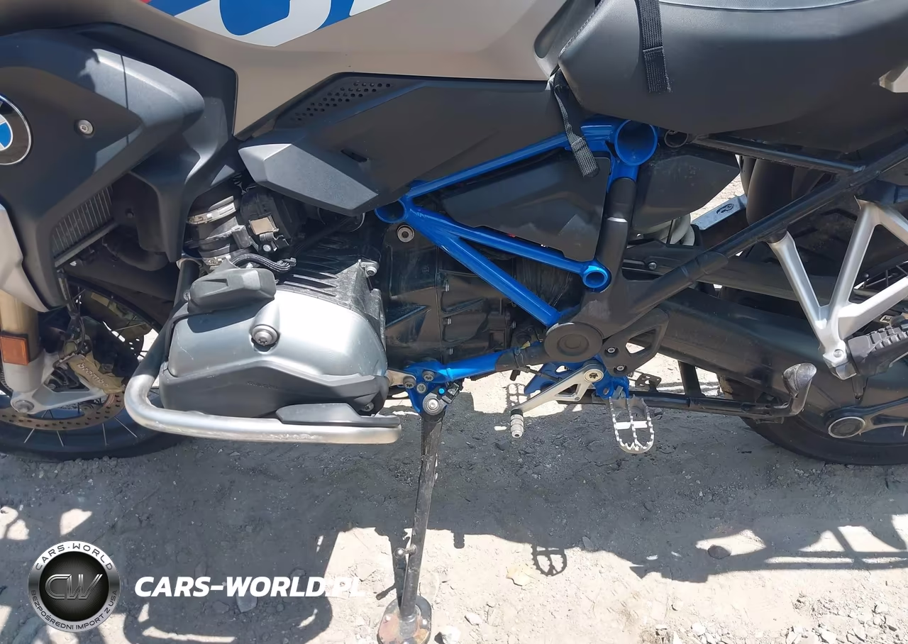 2018 BMW R1200 Gs VIN:WB10A6107JZ657094 - 9