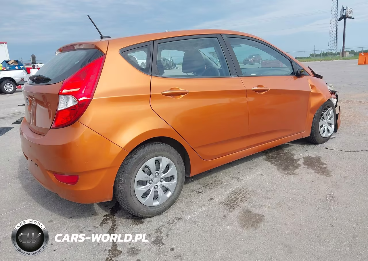 2017 Hyundai Accent Se VIN:KMHCT5AE1HU323906 - 4