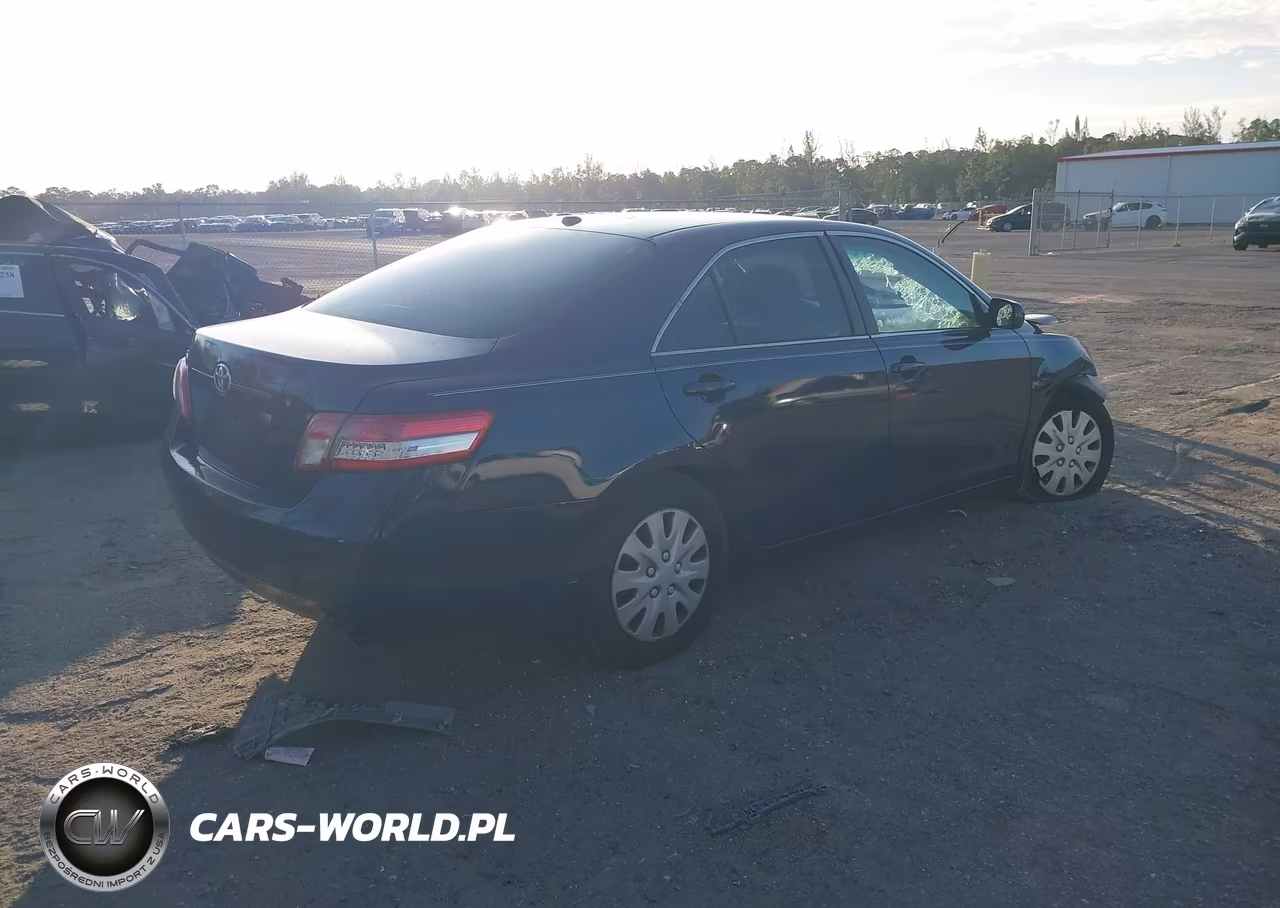 2011 Toyota Camry VIN:4T1BF3EK3BU582010 - 4