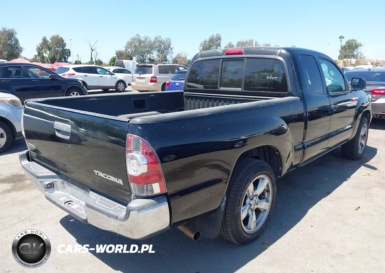 2012 Toyota Tacoma VIN:5TFTX4CNXCX012580 - 4