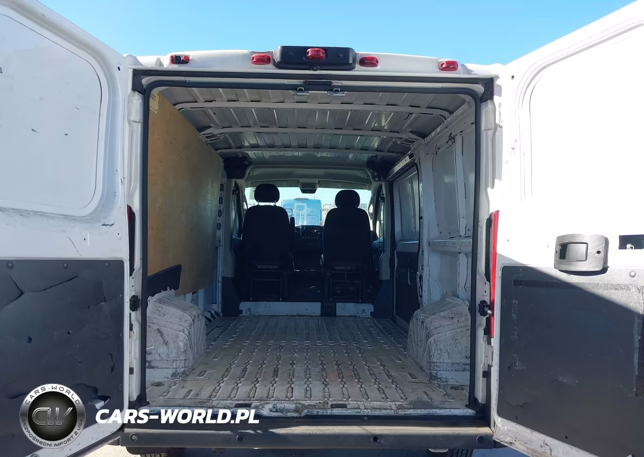 2018 Ram Promaster 1500 Low Roof 136 Wb VIN:3C6TRVAG9JE146716 - 8