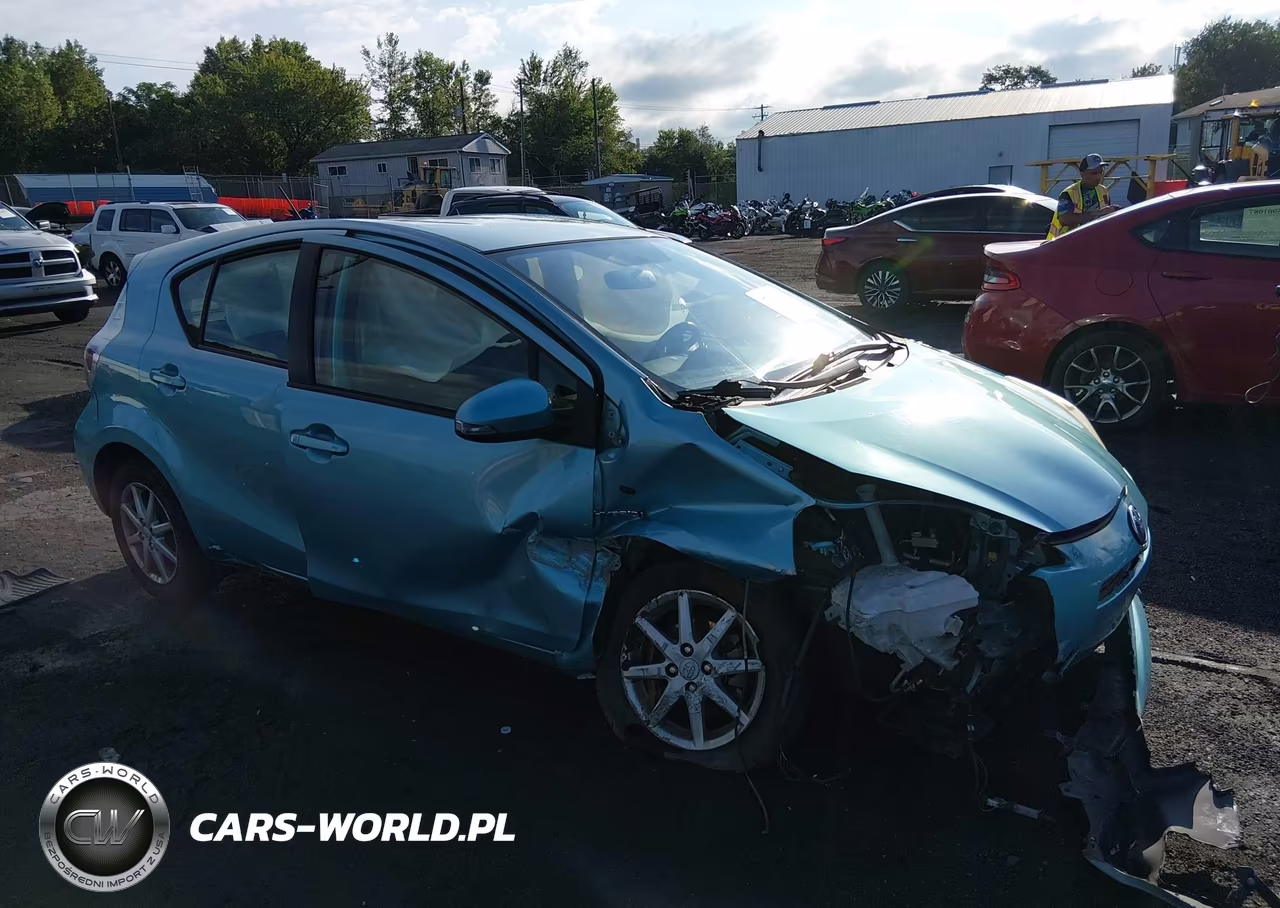 2013 Toyota Prius C Three