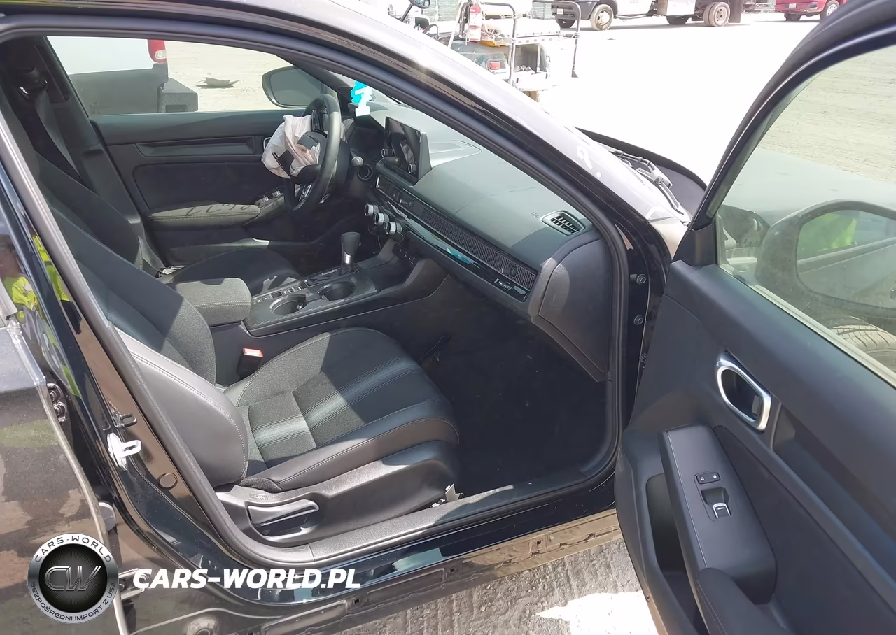 2026 Honda Civic Sport VIN:19XFL2H83TE034579 - 5