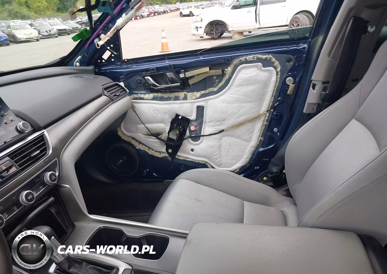 2019 Honda Accord Lx VIN:1HGCV1F13KA141633 - 18