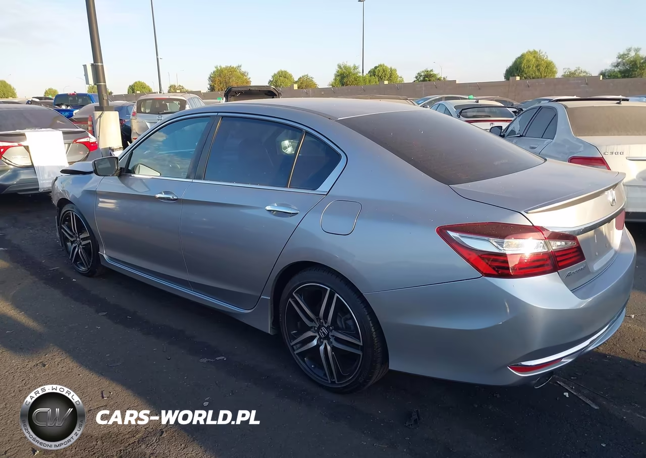 2016 Honda Accord Sport VIN:1HGCR2F52GA100575 - 3
