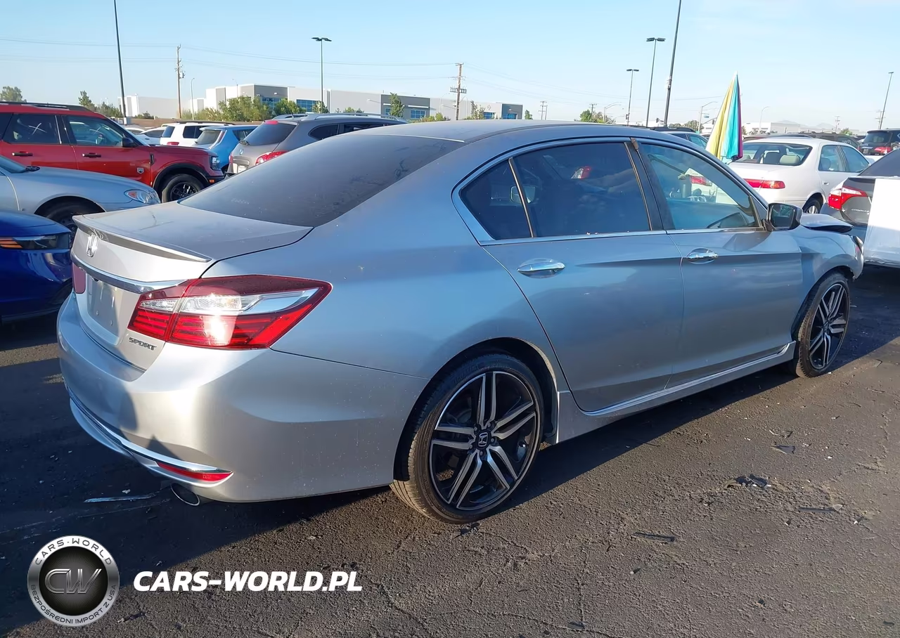 2016 Honda Accord Sport VIN:1HGCR2F52GA100575 - 4