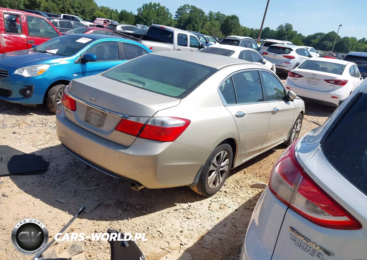 2015 Honda Accord Lx VIN:1HGCR2F38FA065084 - 4