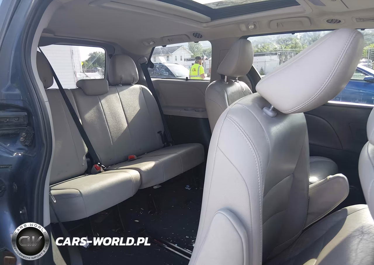 2015 Toyota Sienna Limited Premium 7 Passenger VIN:5TDDK3DC0FS115463 - 8