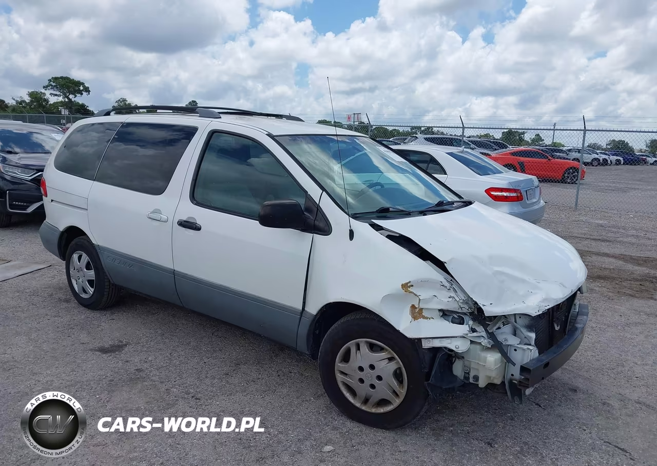 2001 Toyota Sienna Le