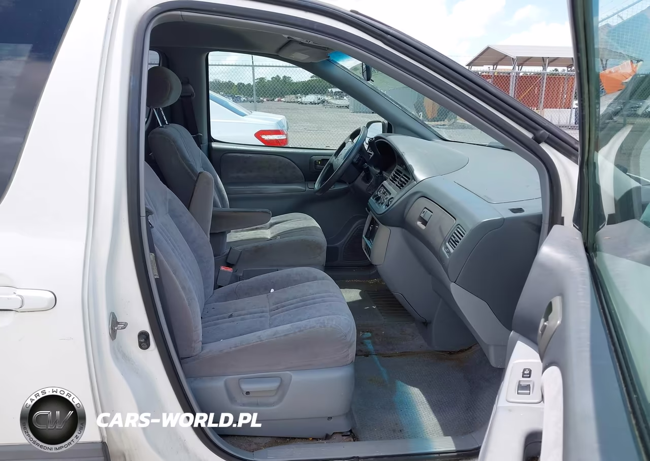 2001 Toyota Sienna Le VIN:4T3ZF13C41U345322 - 5