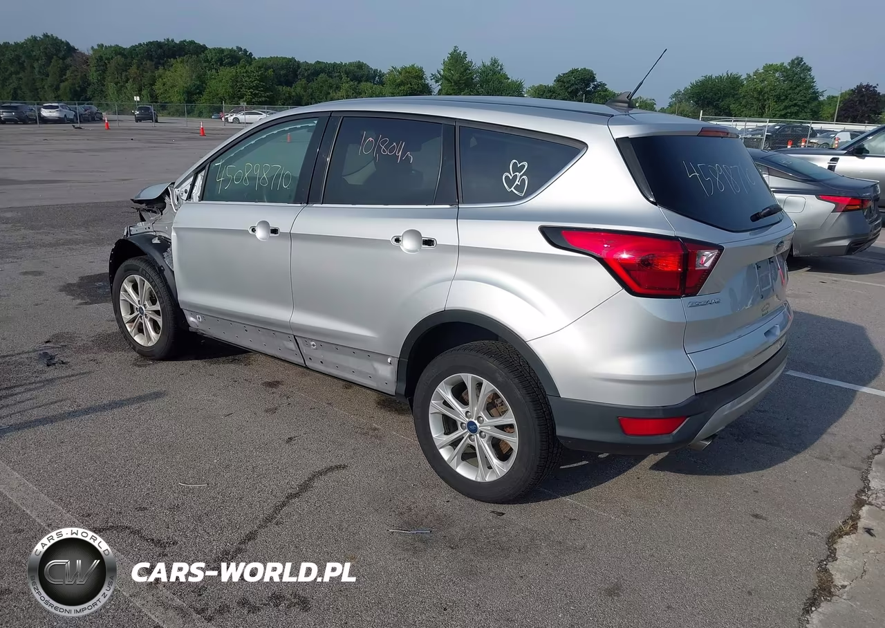2019 Ford Escape Se VIN:1FMCU9G96KUC08613 - 3