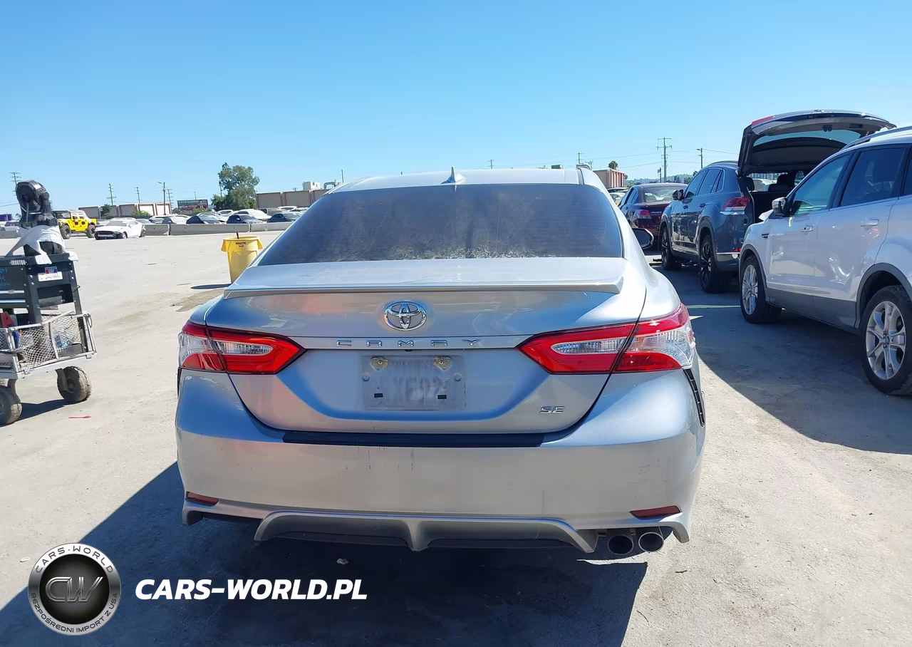 2020 Toyota Camry Se VIN:4T1G11AK3LU959354 - 15