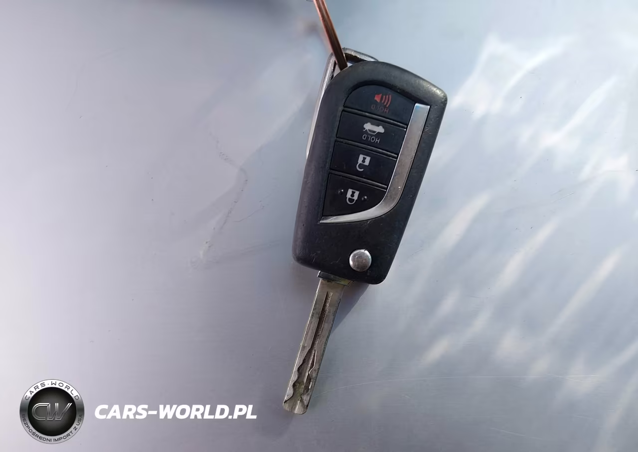 2018 Toyota Camry Le VIN:4T1B11HK3JU006494 - 11