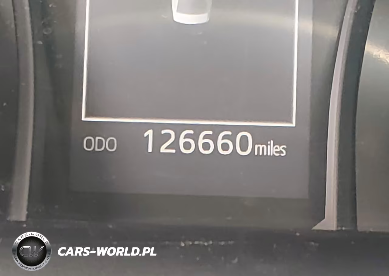 2018 Toyota Camry Le VIN:4T1B11HK3JU006494 - 15