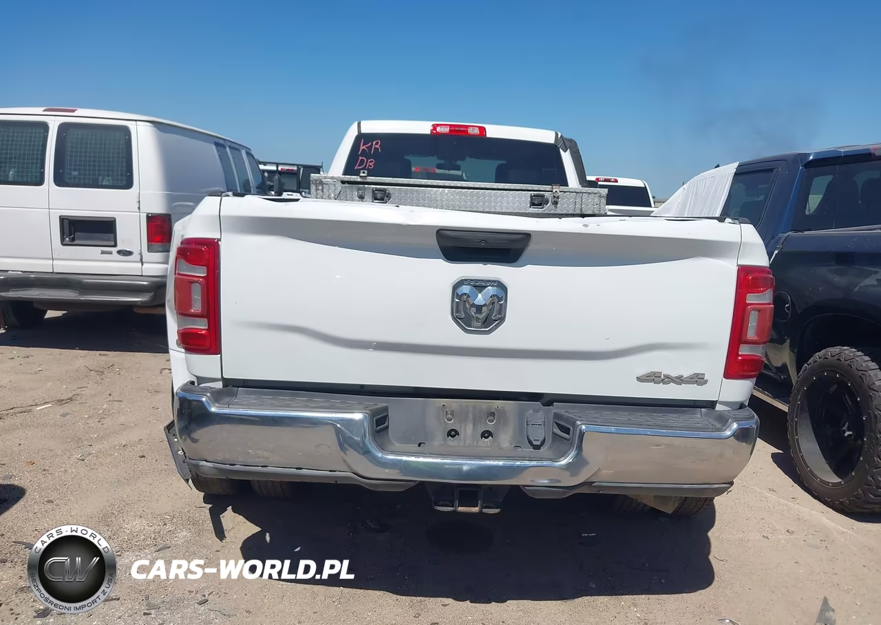 2020 Ram 3500 Tradesman 4X4 8' Box VIN:3C63RRGL6LG238434 - 14