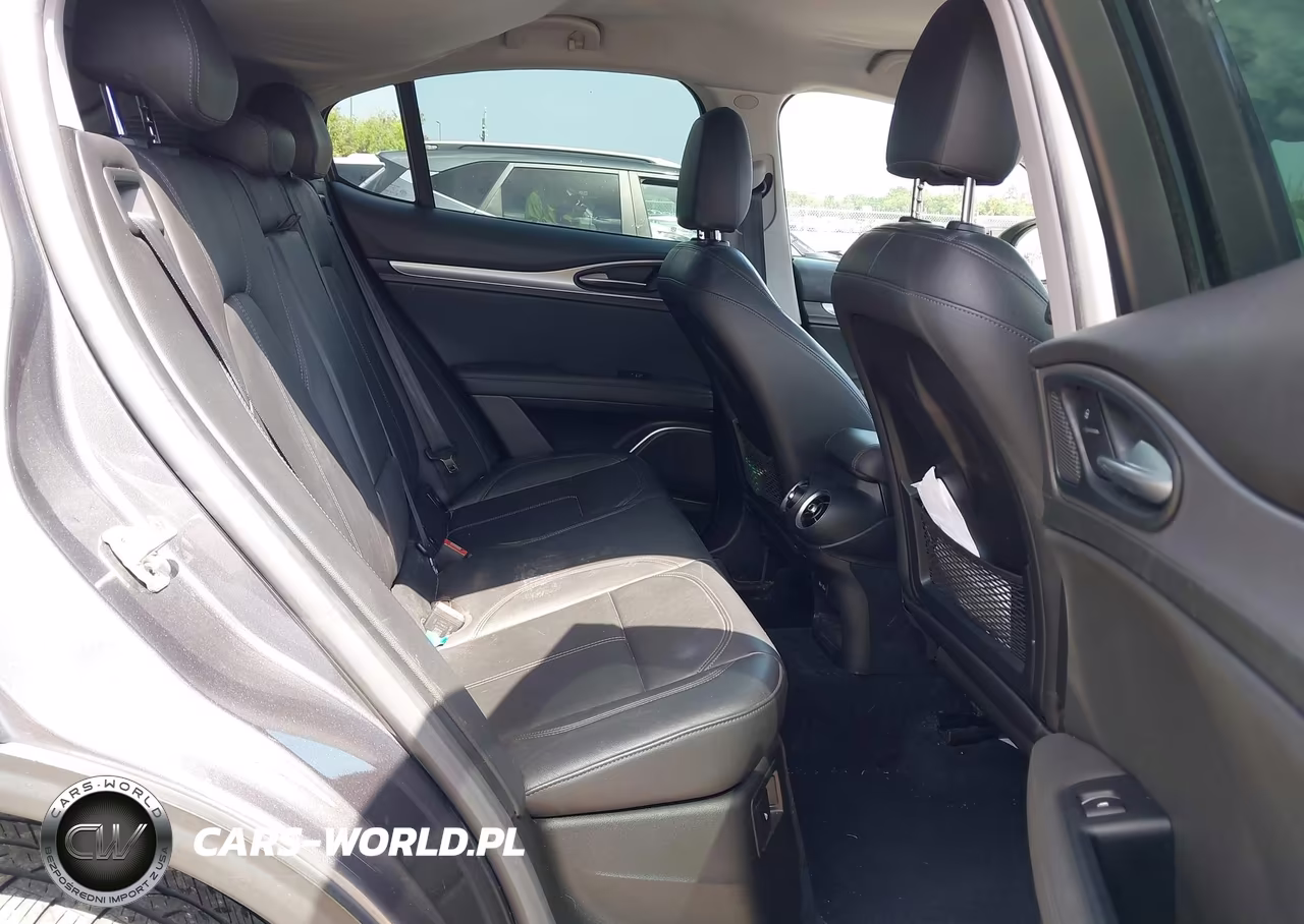 2018 Alfa Romeo Stelvio Awd VIN:ZASFAKAN3J7B60256 - 8