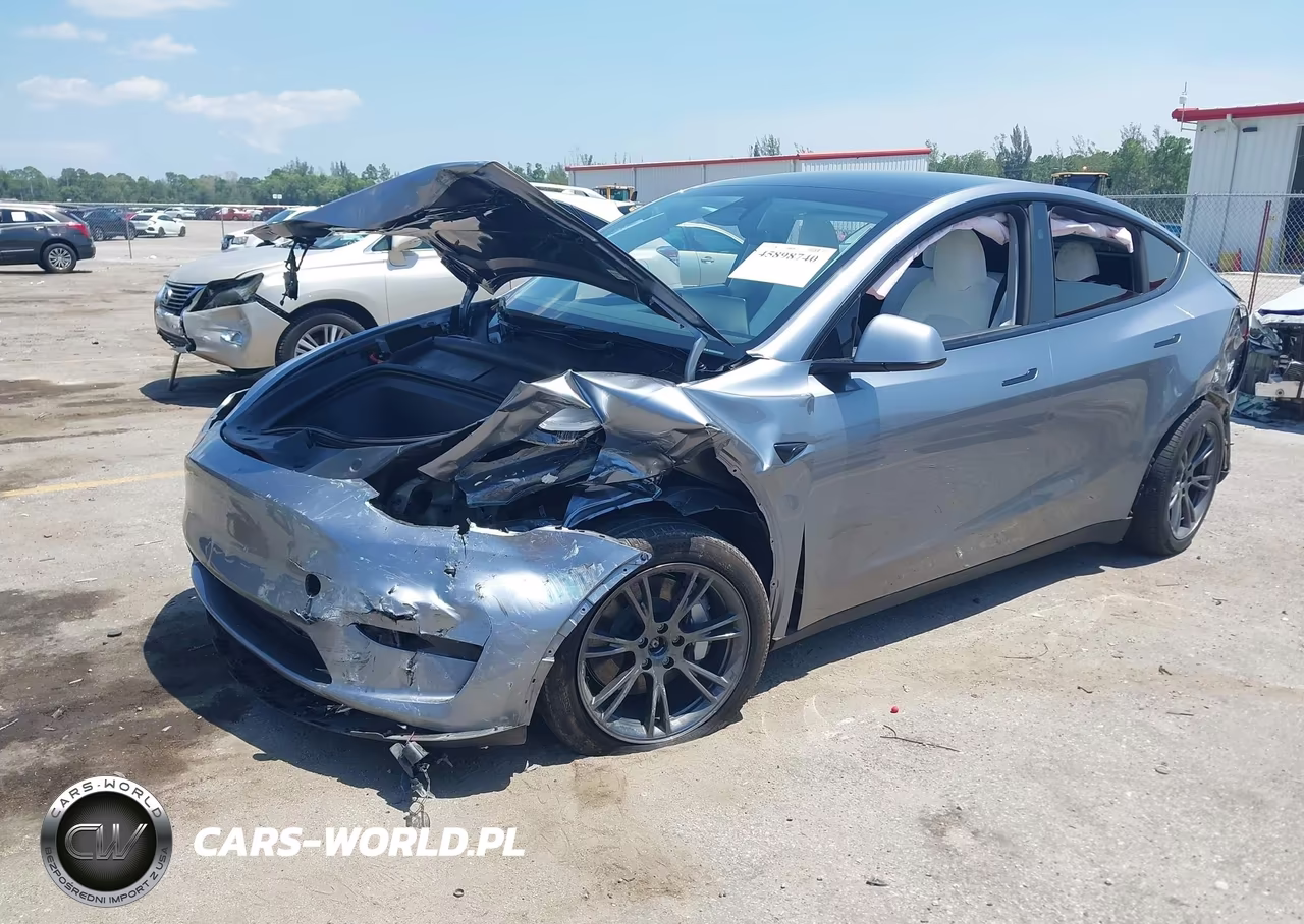 2024 Tesla Model Y Long Range Dual Motor All-Wheel Drive VIN:7SAYGDEE4RA303226 - 2
